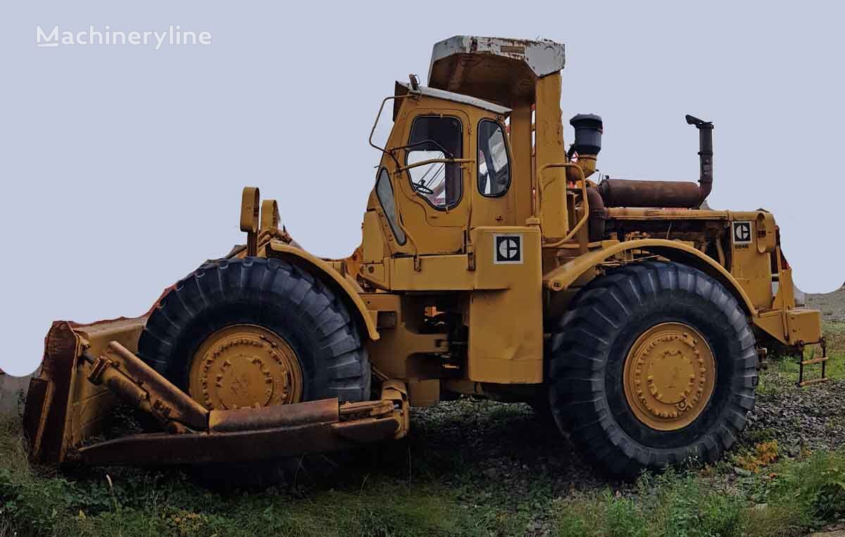Caterpillar 824B bulldozer