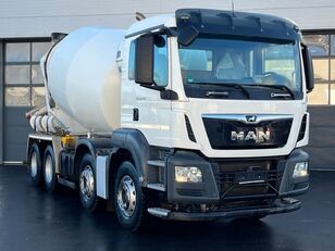 Putzmeister  on chassis MAN TGS 32.430 concrete mixer truck