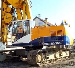 Bauer BG 20H, Year 2017  drilling rig