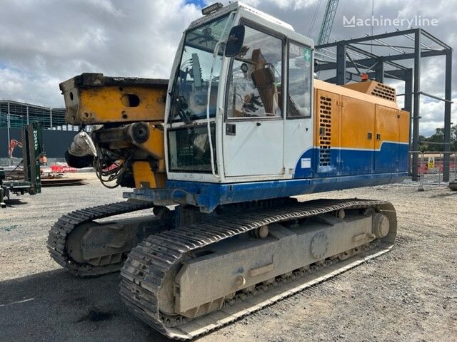 Bauer BG 24 drilling rig