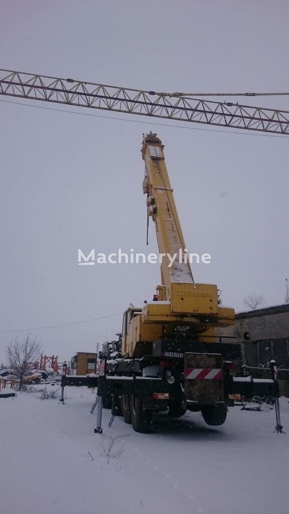 Liebherr LTM 1070 mobile crane