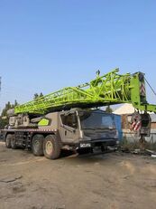 Zoomlion The 80t truck crane is in good condition mobile crane