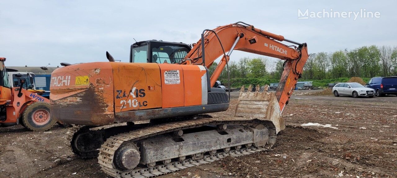 Hitachi ZX210 tracked excavator