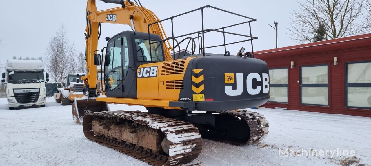 JCB JS220 LC tracked excavator
