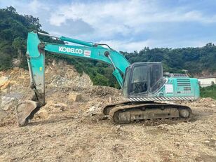 Kobelco SK200-10 tracked excavator