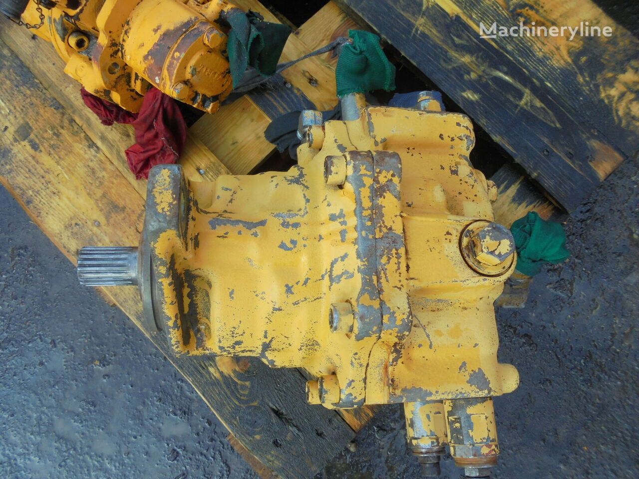 Komatsu E2155628 hydraulic motor for excavator
